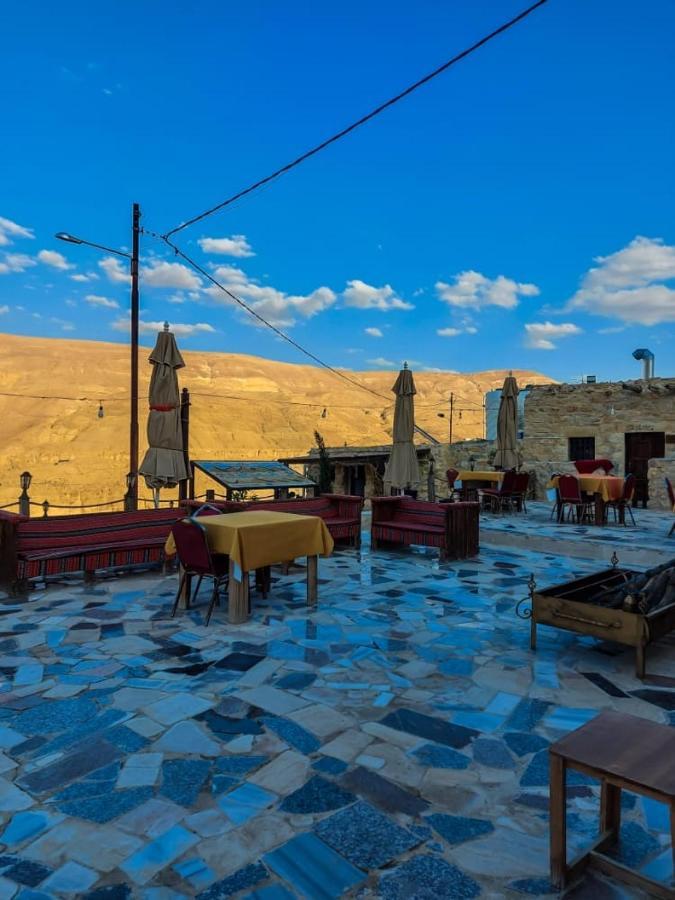 בית הארחה קאראק 	Mumia Restaurant & House מראה חיצוני תמונה