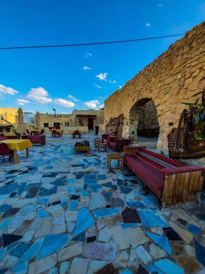 בית הארחה קאראק 	Mumia Restaurant & House מראה חיצוני תמונה