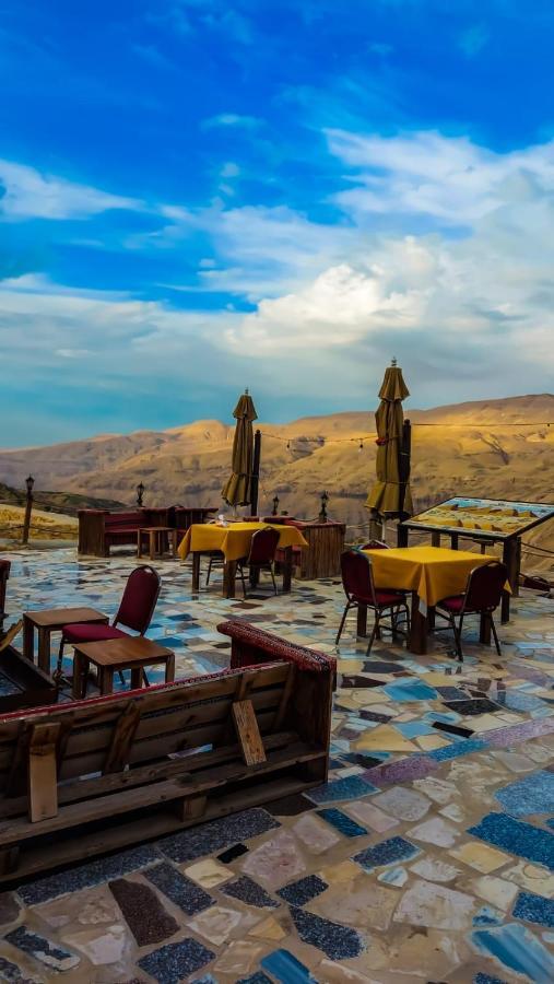 בית הארחה קאראק 	Mumia Restaurant & House מראה חיצוני תמונה